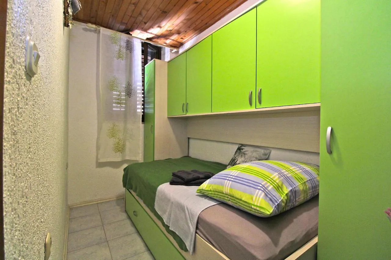 Apartment Luka 2192 Pula